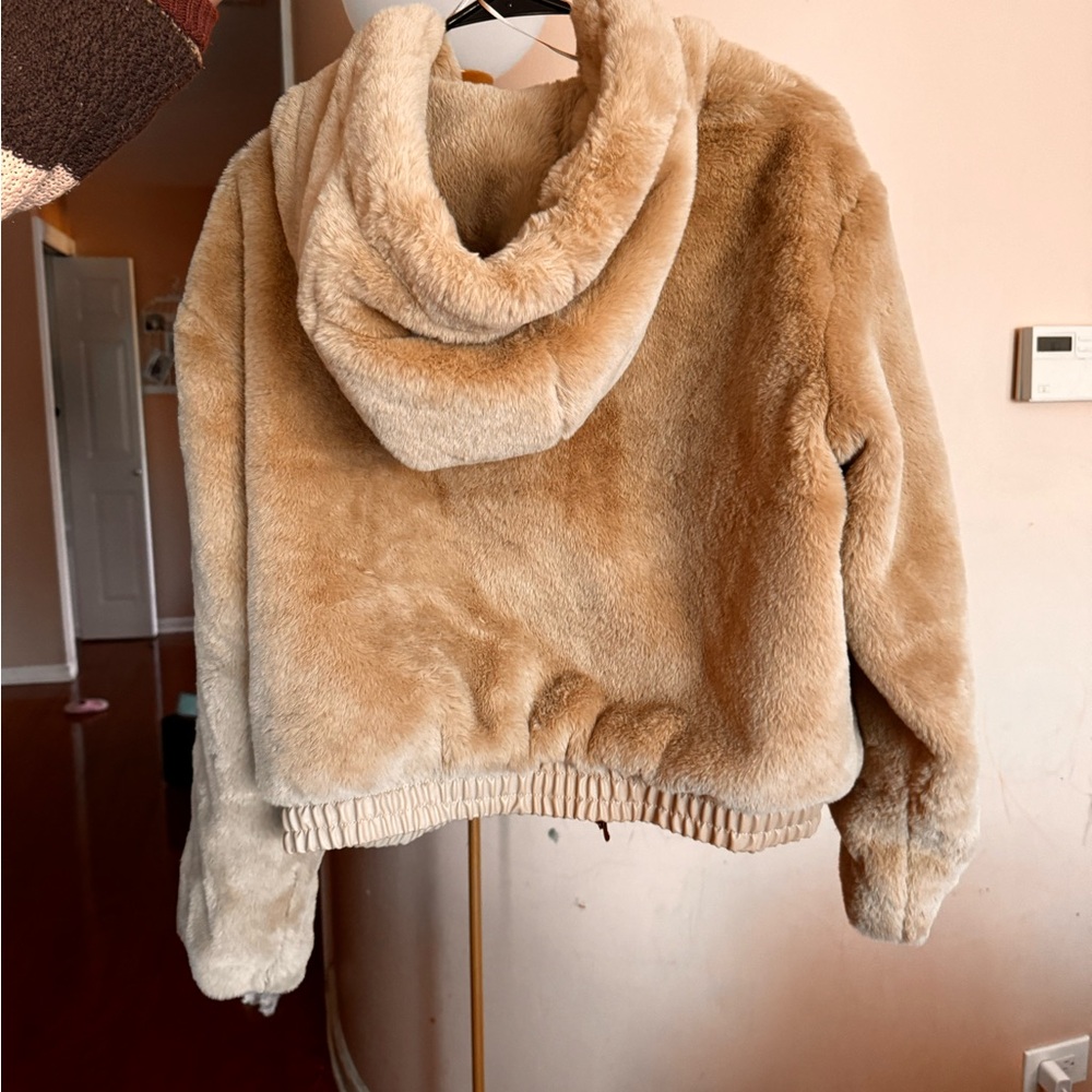 Zara Jacket - Picture 2 of 2